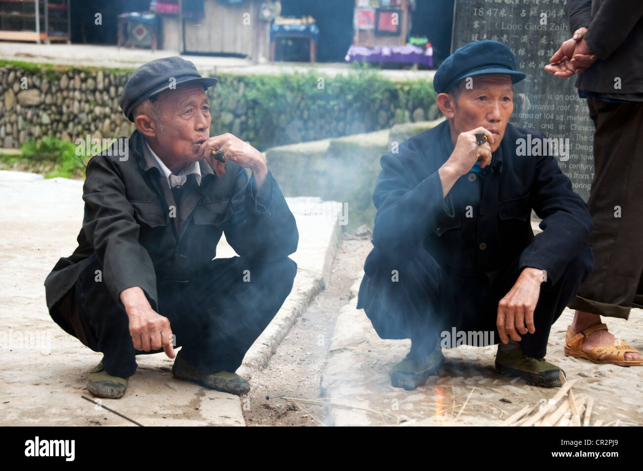 社交媒体上的中国 vs 现实中的中国，为了安慰自己，印度人用肯尼亚的画面冒充“现实中的中国”